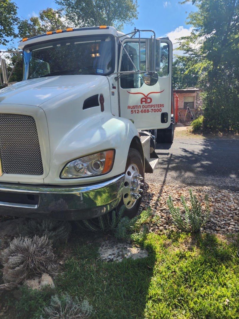 closeup of austin dumpsters truck